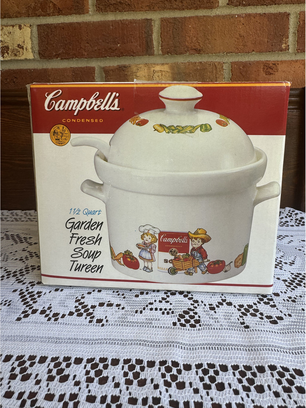 Campbell's Garden Fresh Soup Tureen 1 1/2 Quart Ceramic Vintage